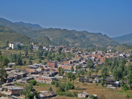 世界天麻原产地——小草坝镇,位于云南省彝良县的北面,距离县城29公里