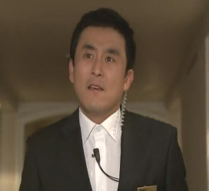  p>《妻子的诱惑》是由 a target="_blank" href="/item/吴世江