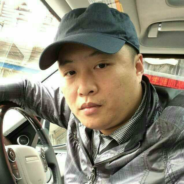  p>梁磊,男,汉族,1983年4月21日生,安徽淮北人,祖籍安徽省亳州市,青年