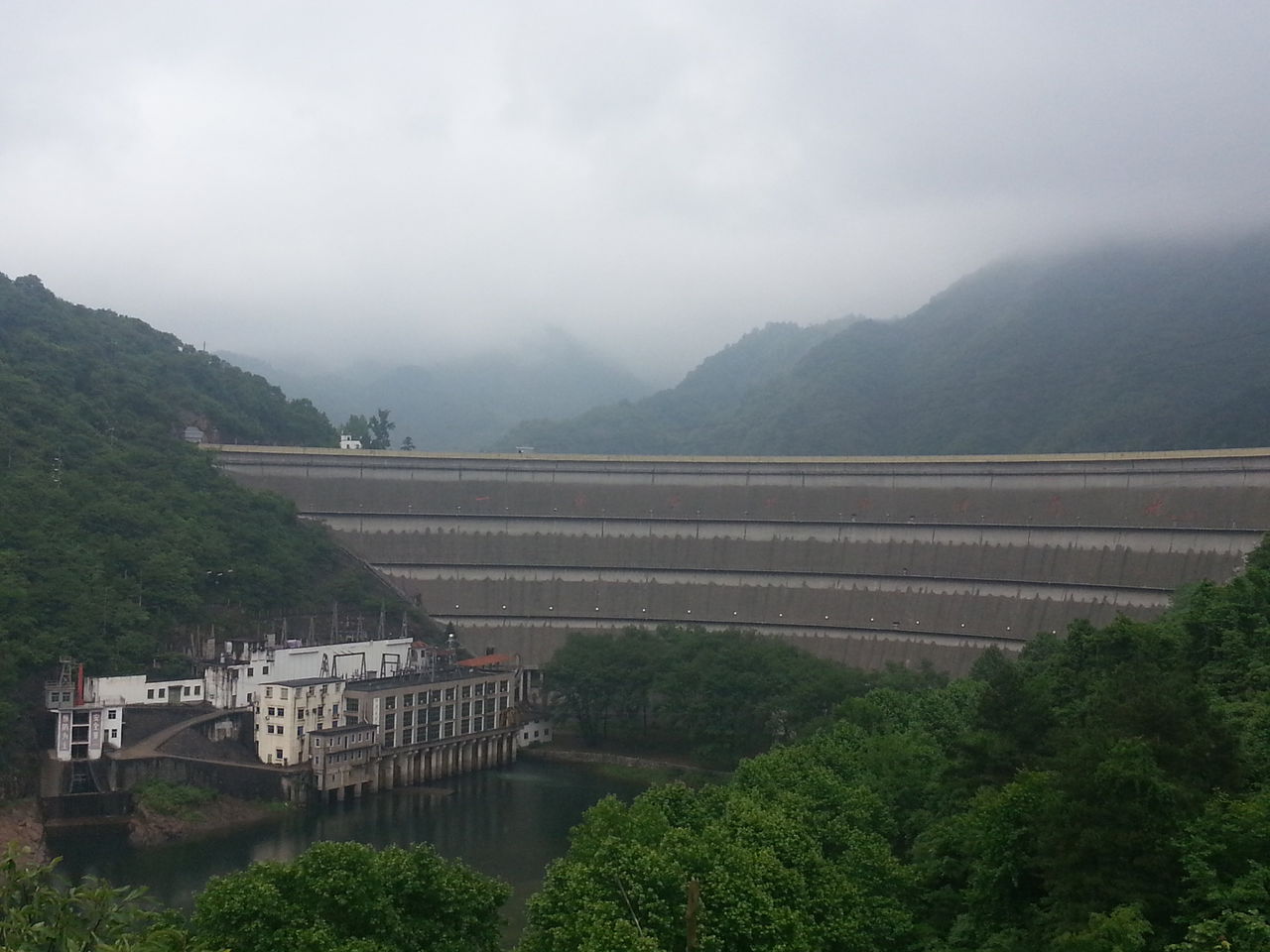 p>响洪甸水库(国家水利风景区),位于 a target="_blank" href="/item