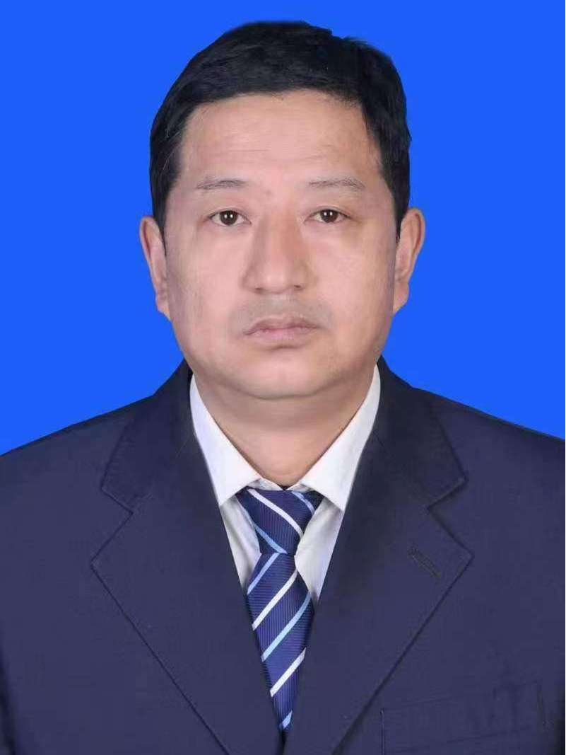  /p> p data-id="gn0bk7ds47">现任青海省海北州工业商务和信息化局副