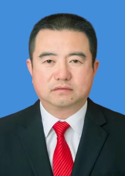  /p> p data-id="u8vl5b19mkzk">现任湖南省湘乡市教育局党委副书记