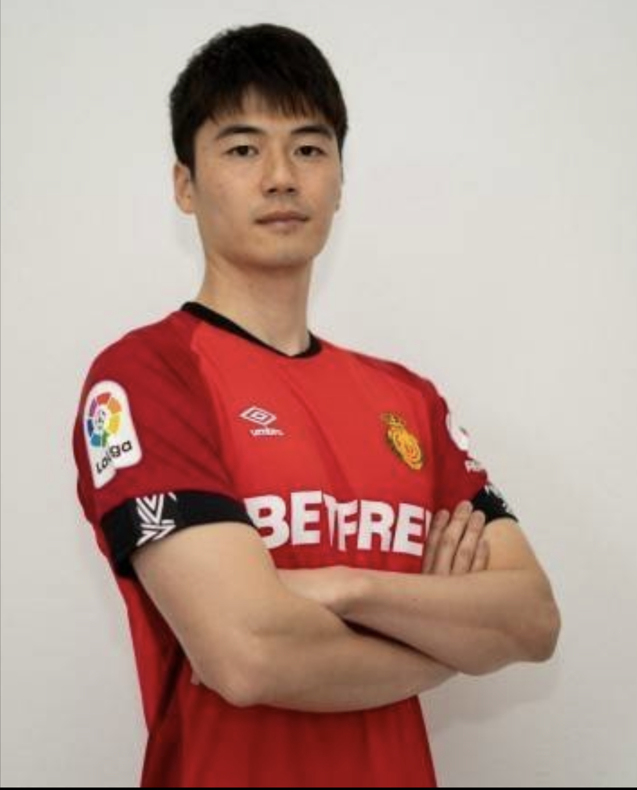  p>奇诚庸(         /ki sung-yueng),1989年1月24日出生于韩国光州