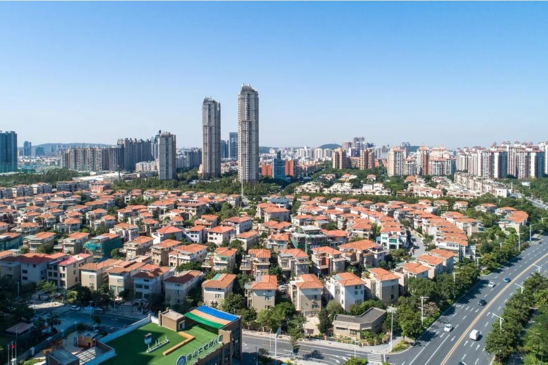  p>大良街道,隶属于广东省 a target="_blank" href="/item/佛山市