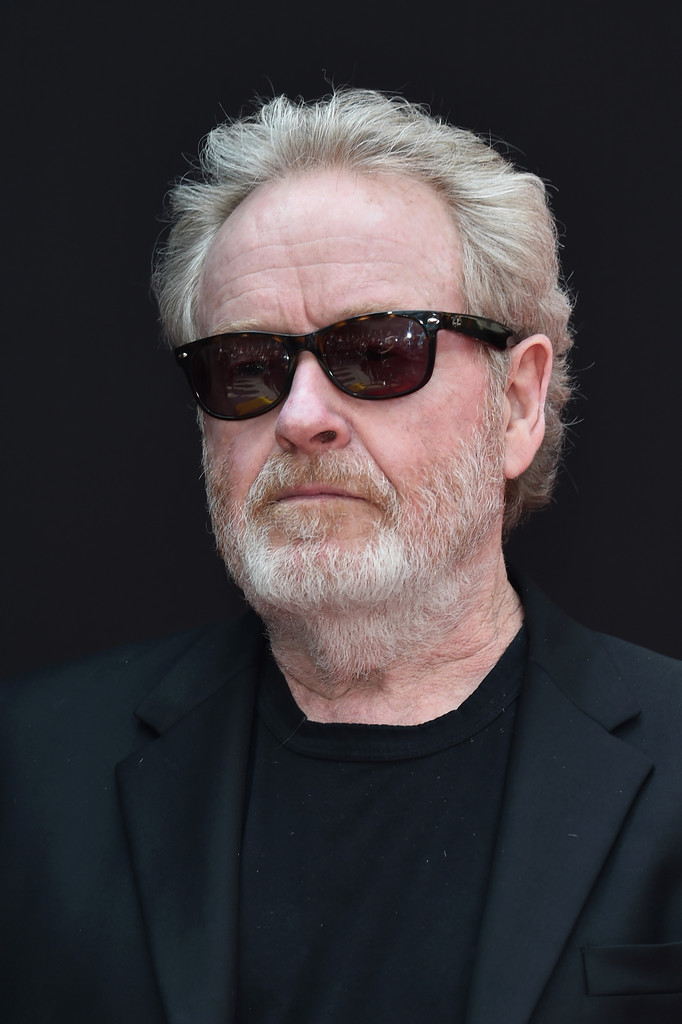  p>雷德利·斯科特 i>(ridley scott) /i>,1937年11月30日出生于英国