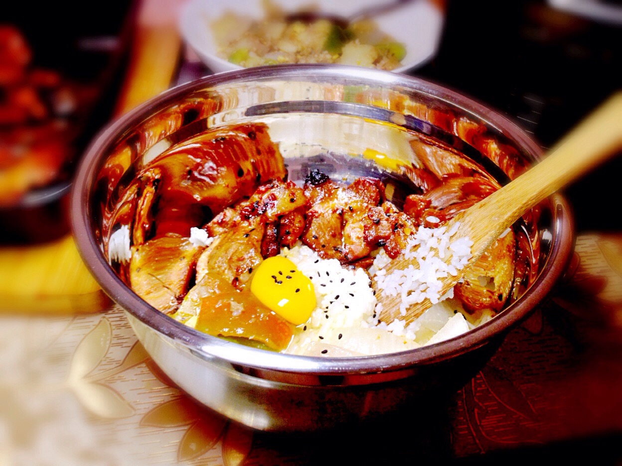  p data-id="go0m4pmgx0">韩式烤肉饭是一款韩式