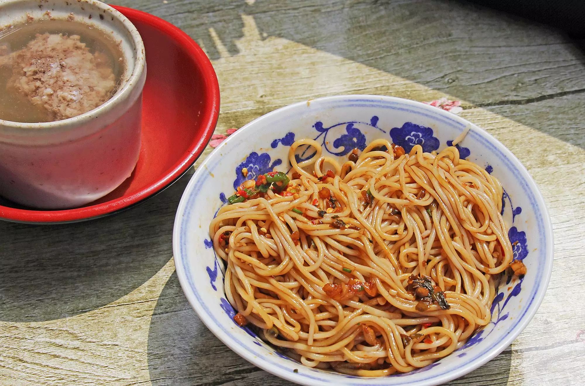  p>拌粉俗称腌粉,是广东湛江市徐闻县以及福建闽东地区,江西地区四季