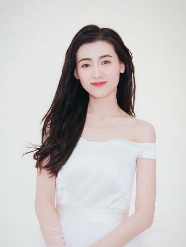 丁笑滢_百度百科