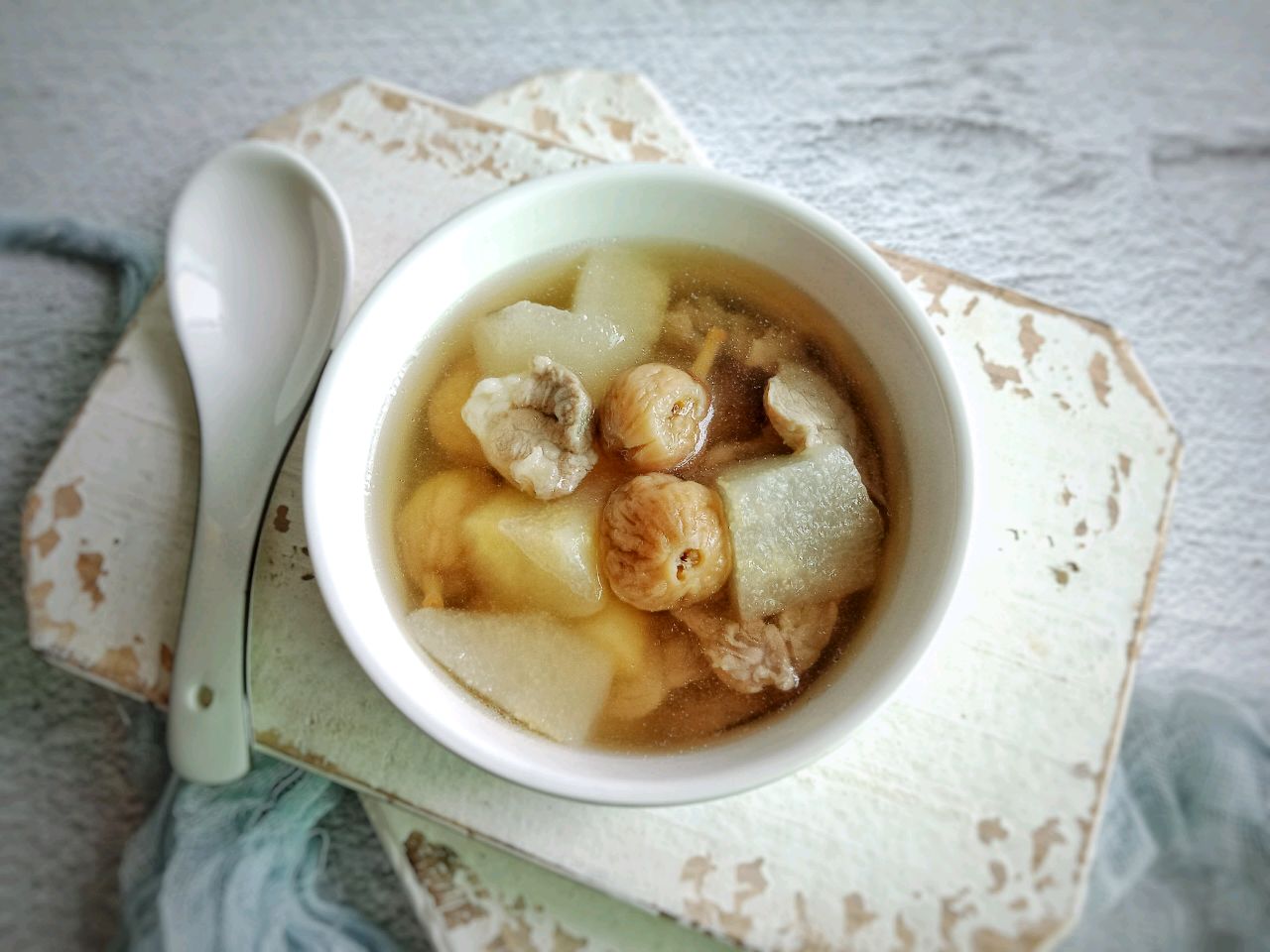 无花果雪梨猪肉汤