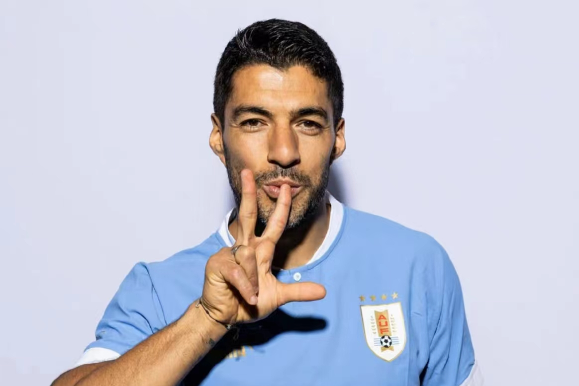  p> b>路易斯·苏亚雷斯 /b>(luis suárez),全名 b>路易斯·阿尔韦托