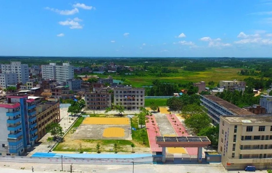  p>石岭镇,隶属于广东省湛江市 a target="_blank" href="/item/廉江