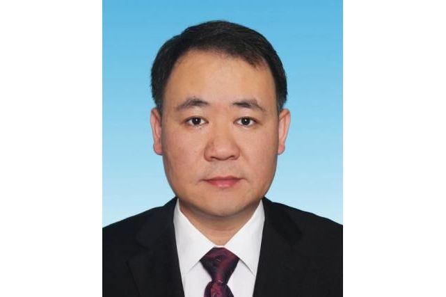  p>熊强,现任北京市昌平区崔村镇党委书记. /p>