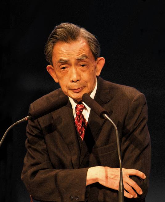 程抱一（法兰西学院院士，法籍华裔诗人、作家、翻译家、艺术批评家、书法家）_百度百科