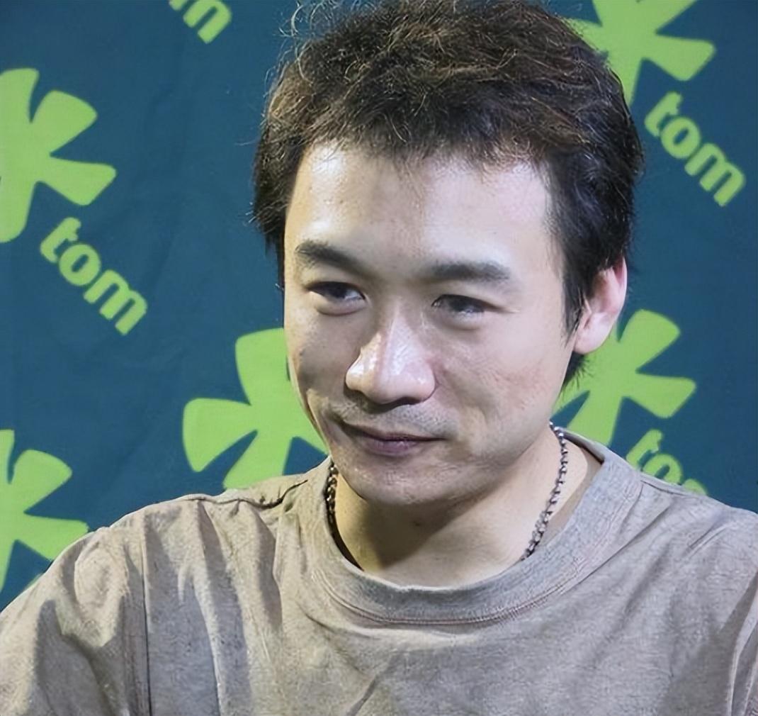 “虚竹”高虎吸毒封杀后改行送外卖！息影八年不会复出_百科TA说