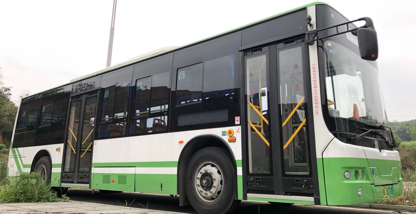  p>冷水江东站,位于湖南省娄底市 a target="_blank" href="/item