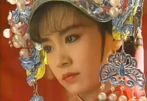  p>《雪珂》是1990年上映的由台湾中视制片的24集 a data-lemmaid="