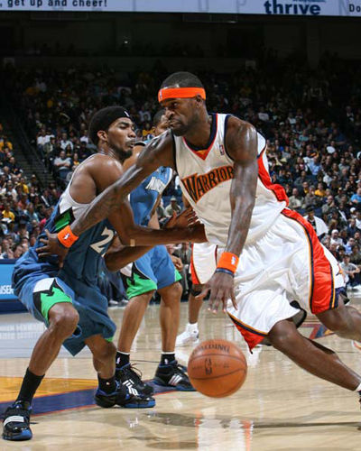 美国职业篮球运动员,司职 a target="_blank" href="/item/得分后卫