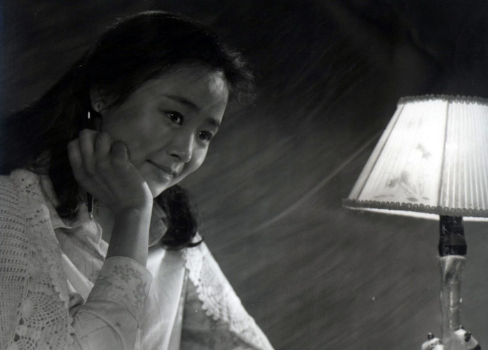  p>《庐山恋》是1980年上海电影制片厂出品,由 a target="_blank"