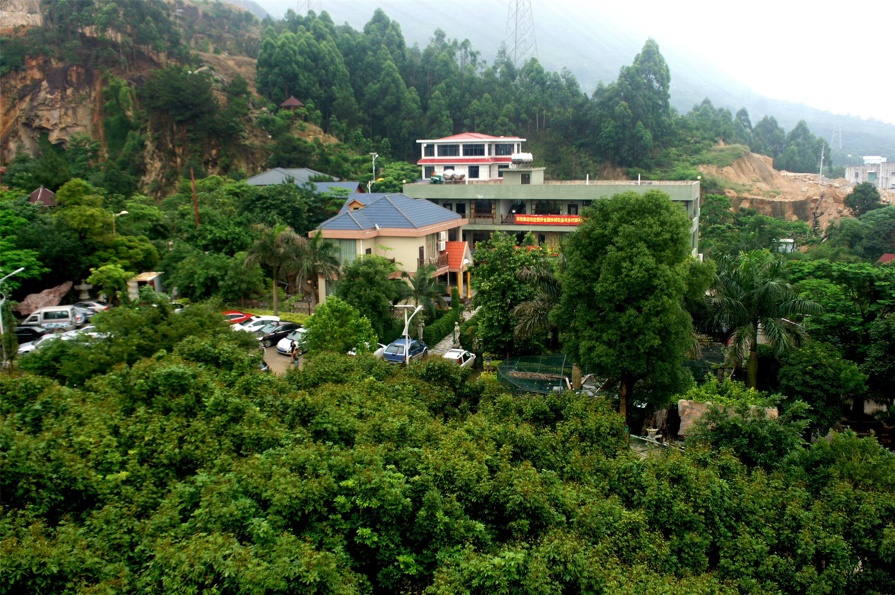 孙吉志,1979年1月出生于福建厦门,厦门集志农庄酒店,厦门集志工贸
