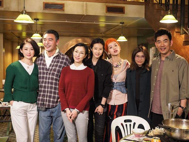刘瑞琪：23岁成名，当红时因病暂退，40岁不到即成“母亲专业户”_百科TA说