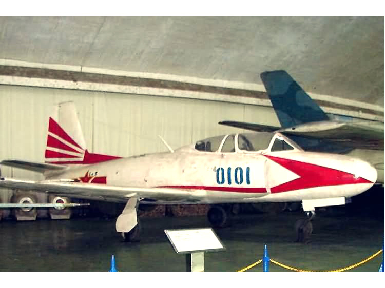  p>歼教-1(中国代号:jj-1,英文:shenyang jj-1)教练机,是20世纪50年代