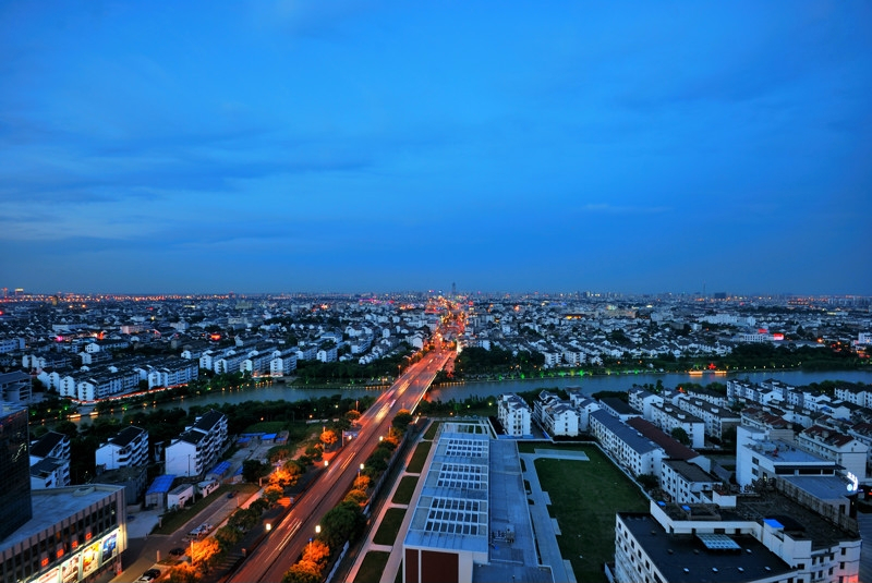  p>苏州古城是江南地区文化中心,面积14.