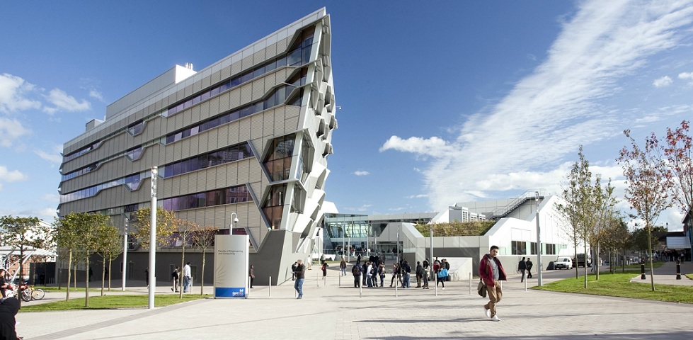  p>考文垂大学(coventry university)是一所坐落于 a target="_blank"