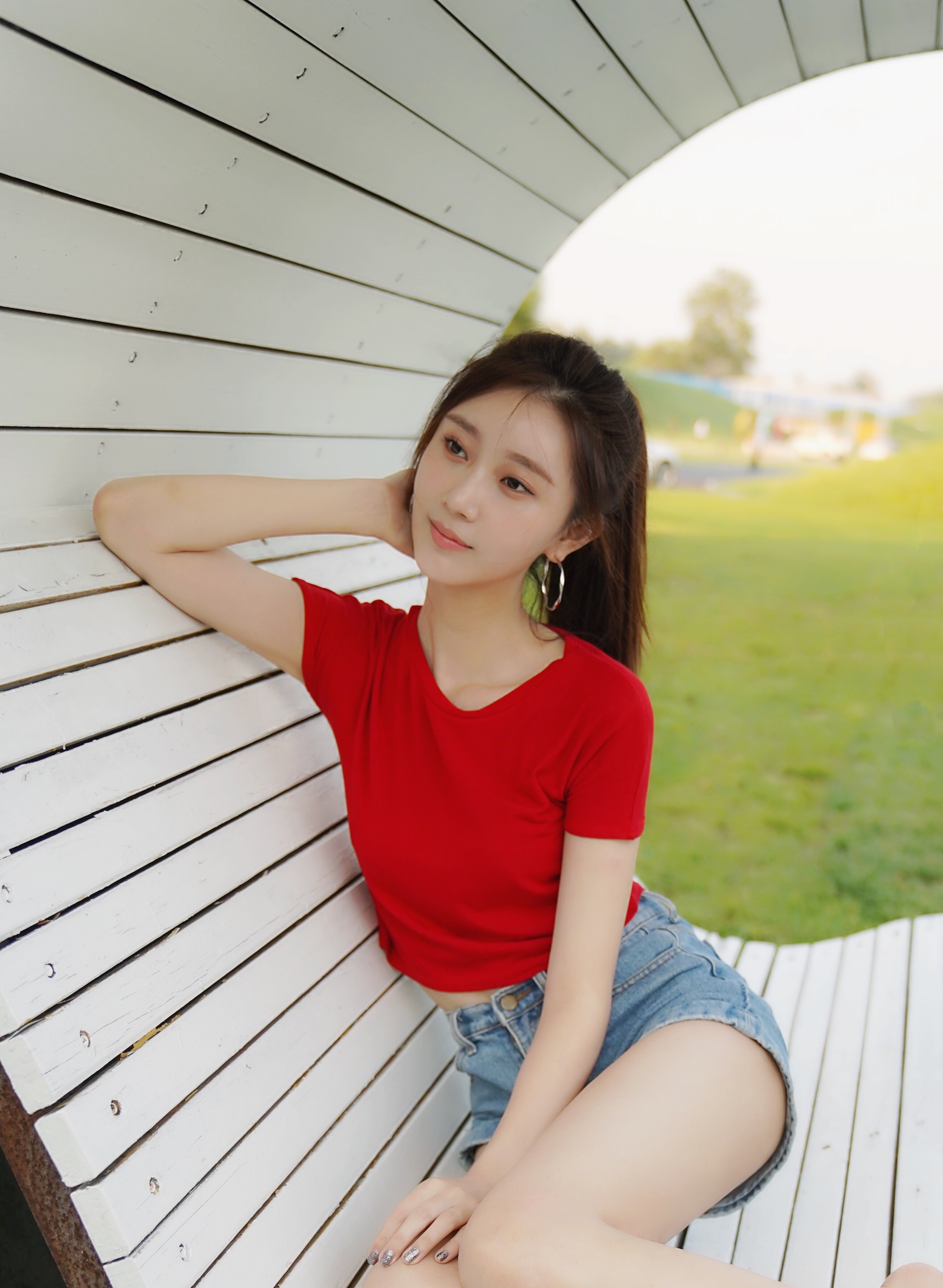 >楚月(原名陈楚月),1992年2月11日出生于安徽省淮南市,中国内地女演员