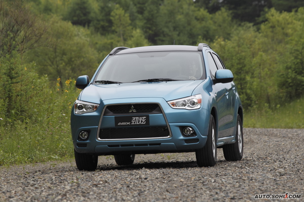 data-lemmaid="11001117">三菱汽车 /a>生产的一款 a>城市suv /a>(也