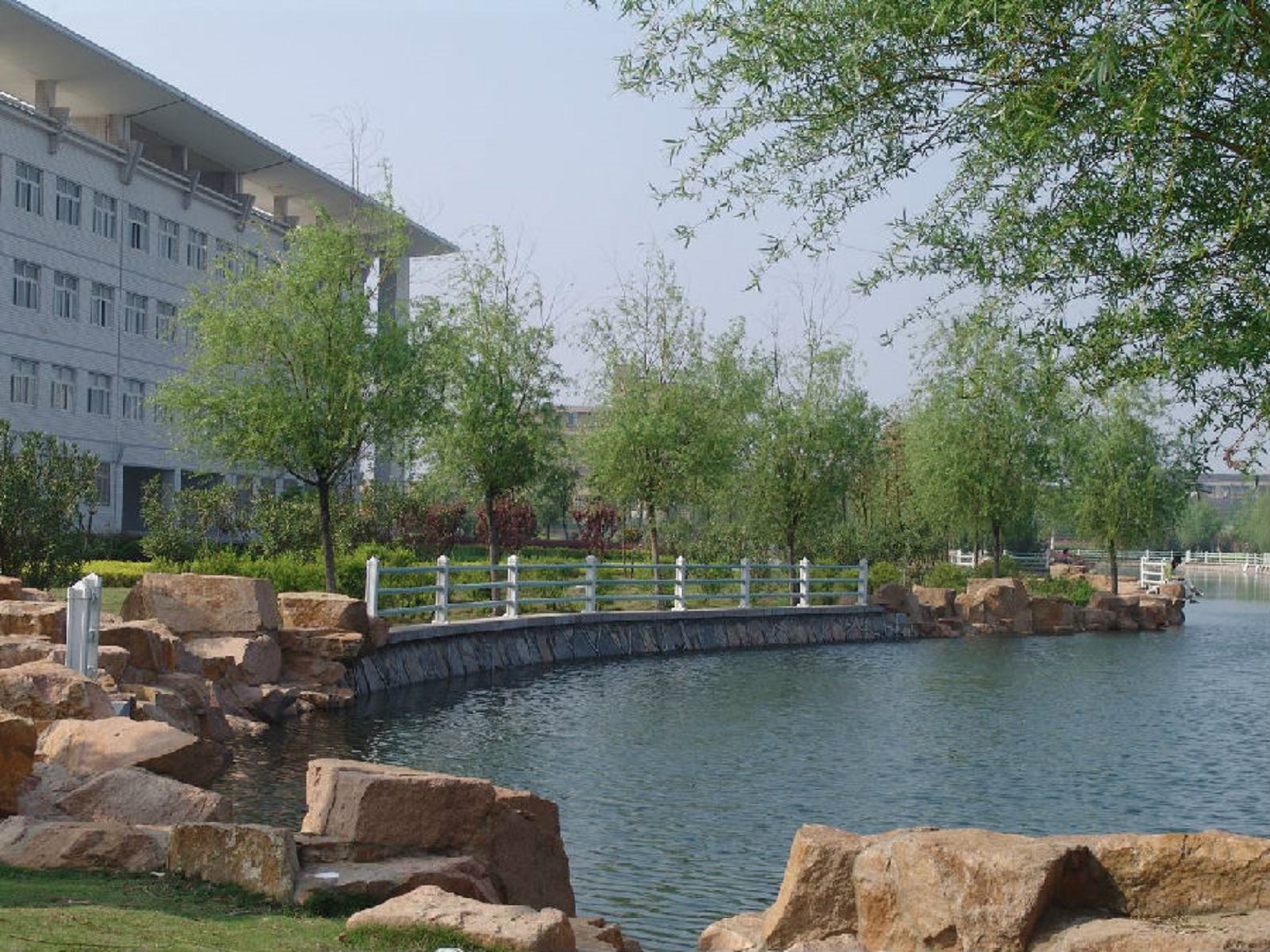  p>安徽中医药高等专科学校(anhui college of traditional chinese