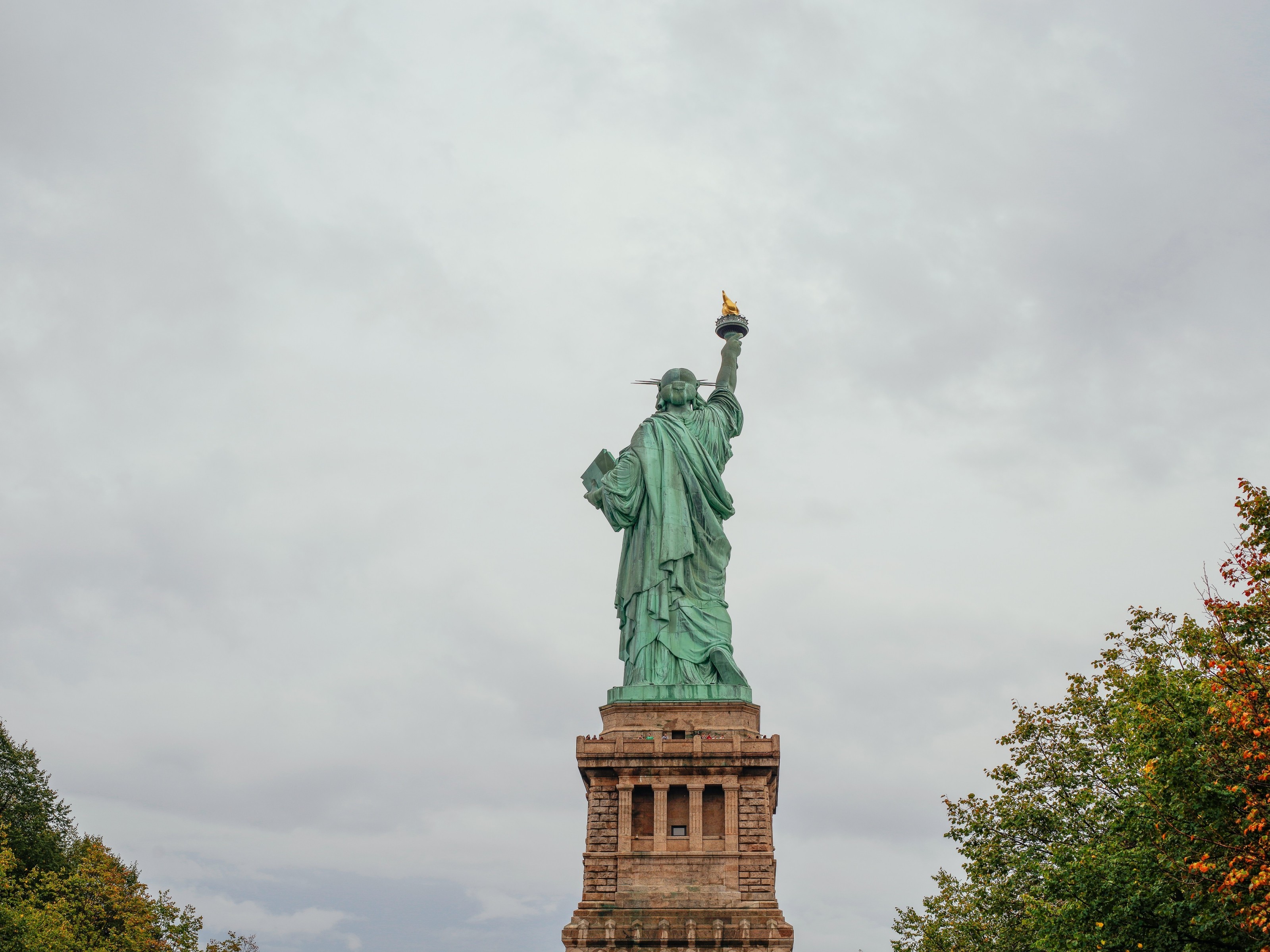 de la liberté,英语statue of liberty /i>)是一个巨大的 a target="