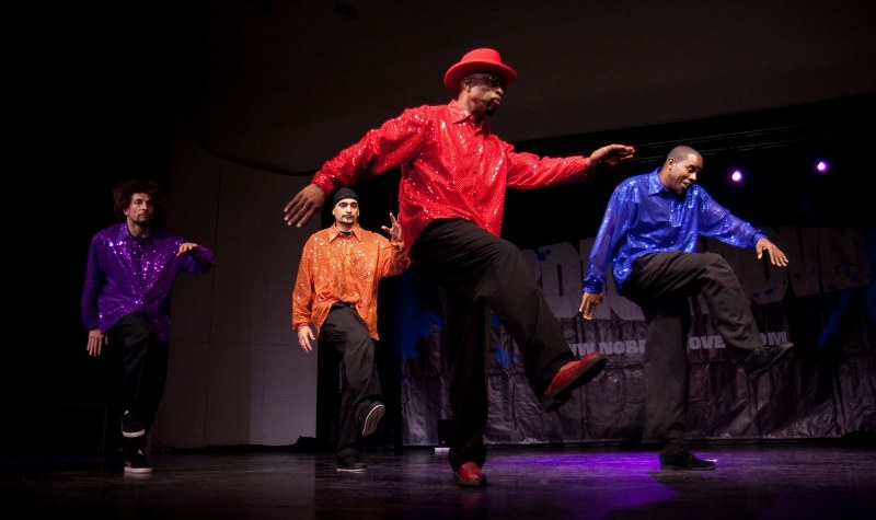  p data-id="gnwxhif3is">popping(震感舞),也称为机械舞,属于街舞的