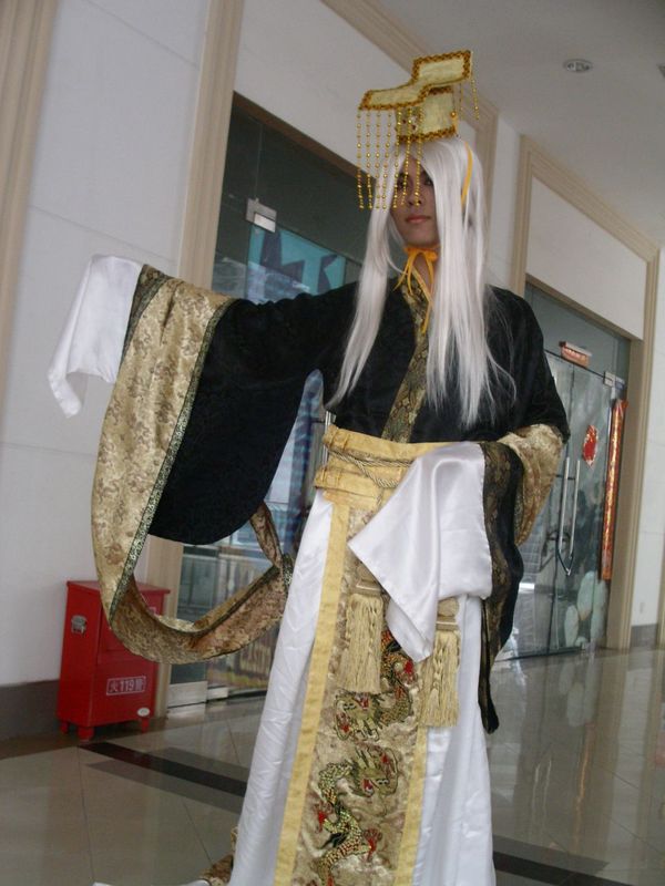 尹仁完 梁庆一的《新暗行御史》即将在8月18日发售的《月刊sunday gx