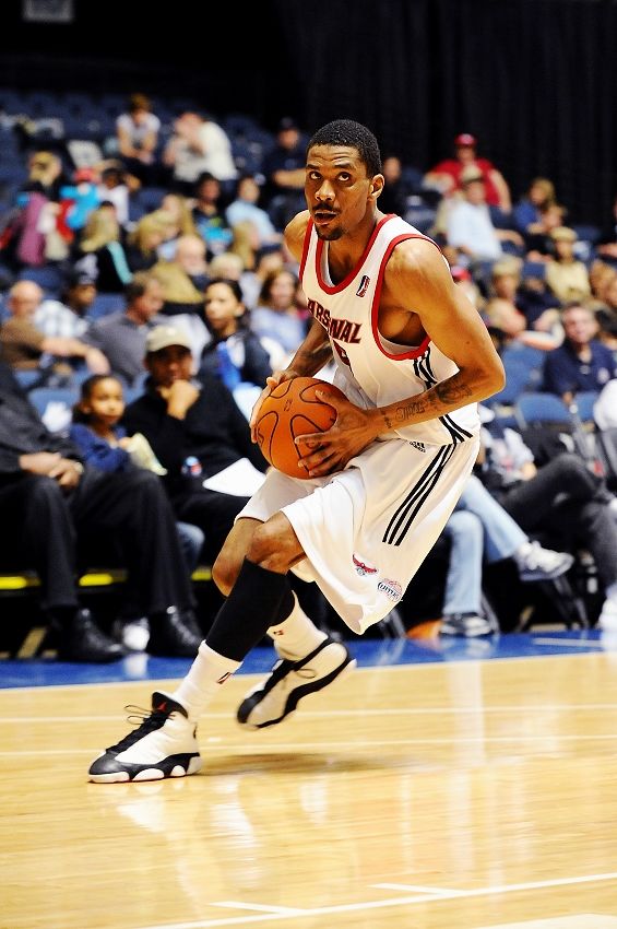  p>詹姆斯·怀特(james white),1982年10月21日出生于美国 a href="#"