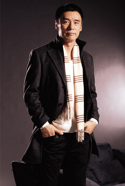  p>钟镇涛(kenny bee),1953年2月23日出生于香港,中国香港男歌手,音乐