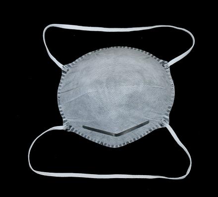 外形,材料,工艺来分一般按外形可分为:平面四层活性炭口罩,带阀杯形