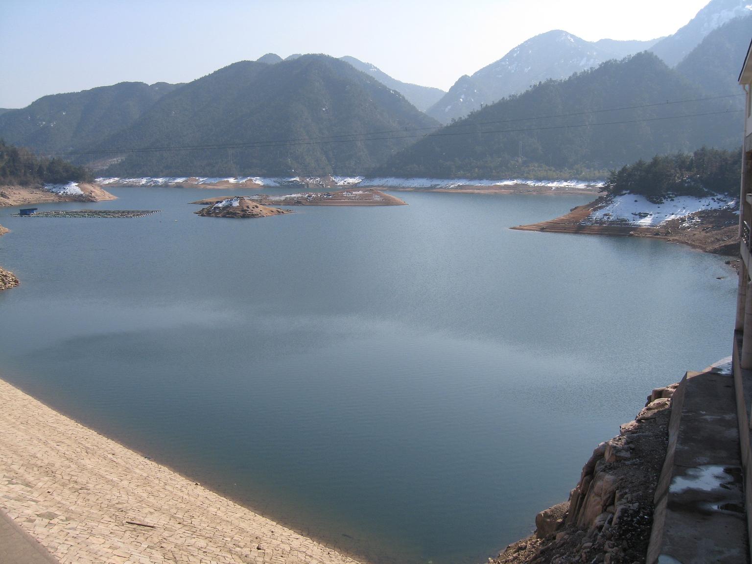 data-id="gnb9uf0g1w">大洋水库(又名大洋湖),位于浙江省丽水市缙云县