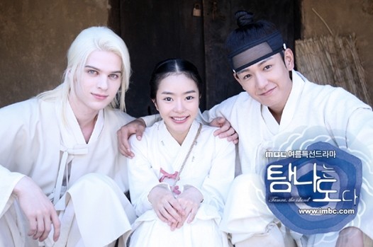  p>《垂涎之岛》是韩国mbc电视台于2009年8月8日起播出的周末连续剧