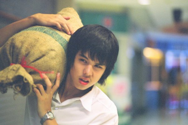  p data-id="go0h1i39az">《亿万少年的顶级机密》是一部泰国喜剧剧情