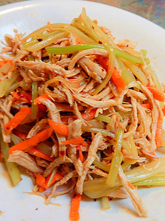 西芹拌鸡丝