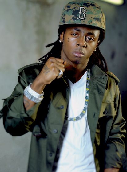  p>李尔·韦恩 i>(lil wayne) /i>,原名小杜威·麦可·卡特 i>(dwayne