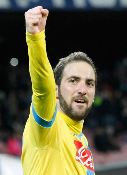  p>冈萨洛·伊瓜因(gonzalo higuaín),1987年12月10日出生于法国