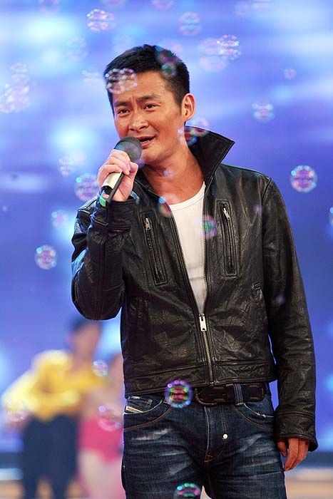  p>景岗山,1967年4月24日出生于山东省济南市,中国内地男歌手,演员.