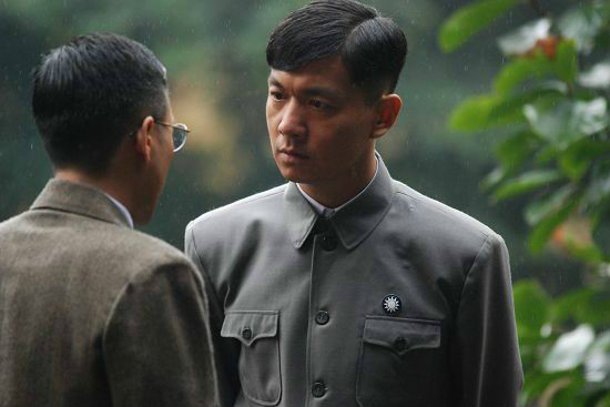  p>《烈火红岩》是由海润影视制作有限公司,重庆广播电视集团联合出品