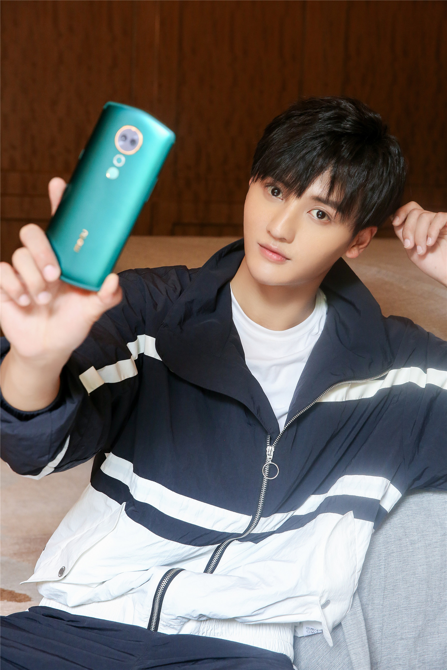  p data-id="gnyxrpghn4">侯东,1995年11月18