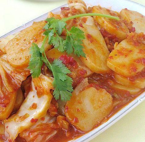  p>《切片烤年糕》是一款小吃,主要材料是年糕. /p>