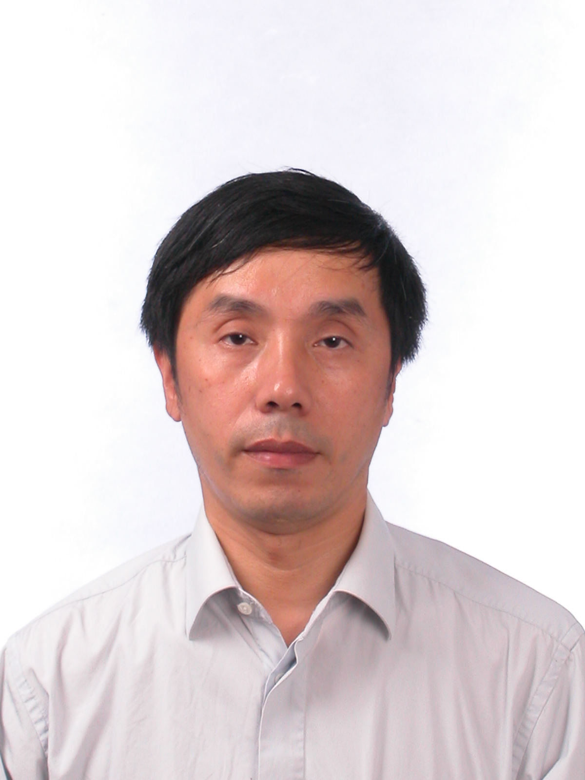  p>罗宇,1961年4月出生,籍贯 a target="_blank" href="/item/重庆市