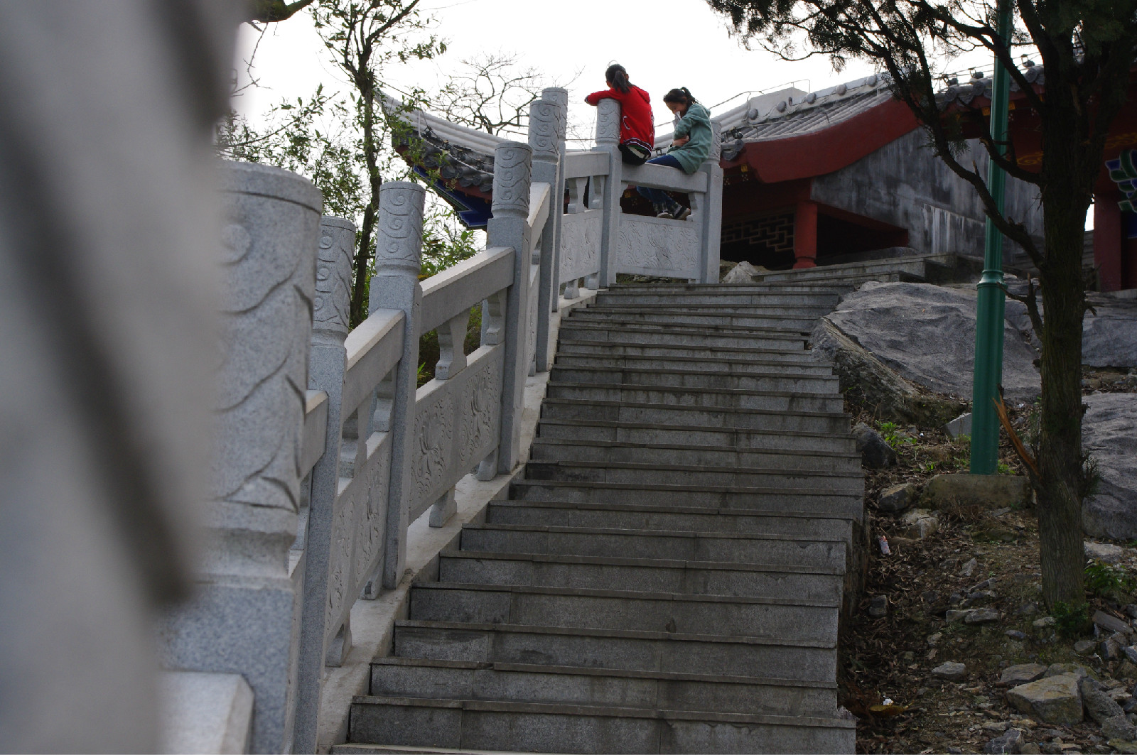  p data-id="syygpi85pfag">铜江公园位于广西南丹县中心城区,始建于