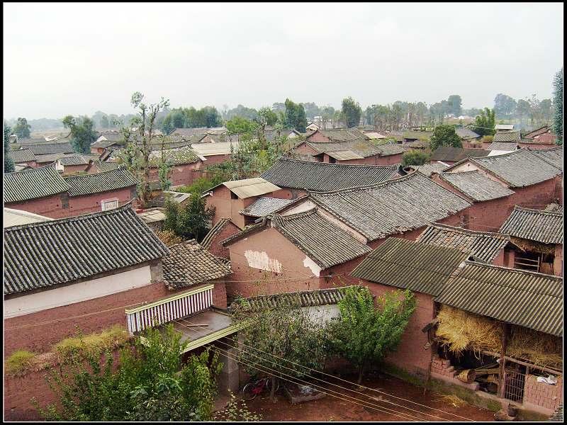  p>西庄双村隶属于弥渡县新街镇西庄村委会,该村国土面积有1.