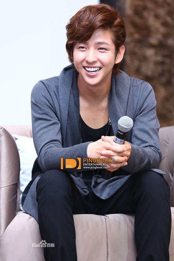 美籍,是韩国著名男子组合 a href="#">super junior /a>的成员之一